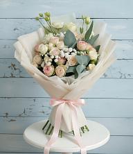 Букет цветов из:  Розы и Лизиантусы в Кошерово
