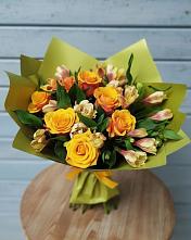 Букет цветов из:  Альстромерии и Розы в Кошерово