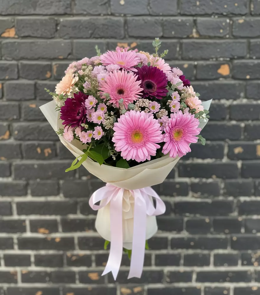 Букет цветов из: Герберы и Хризантемы в Кошерово