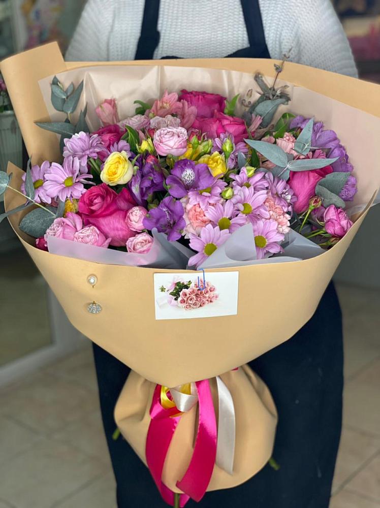 Букет цветов из: Хризантемы, Гвоздики и Альстромерии в Кошерово