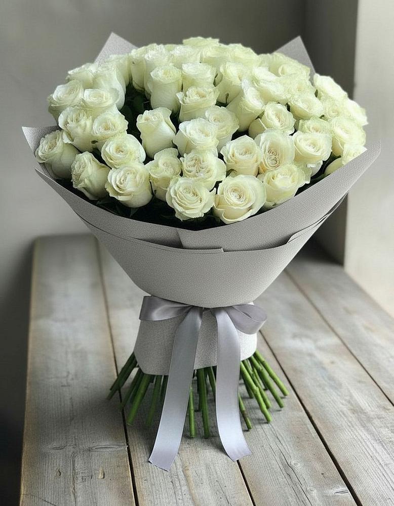 Букет 35 Белых роз в Кошерово