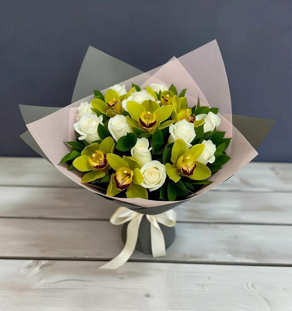 Букет цветов из: Орхидеи и Розы в Кошерово