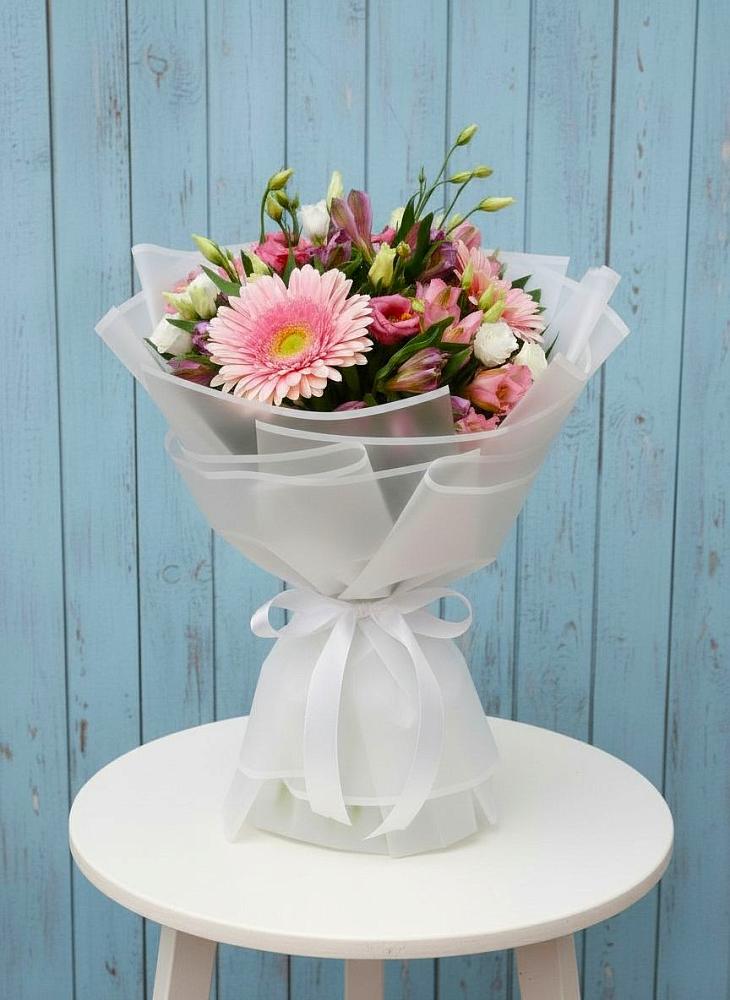 Букет цветов из: Герберы, Альстромерии и Лизиантусы в Кошерово