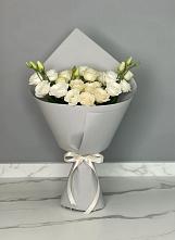 Букет цветов из:  Розы и Лизиантусы в Кошерово